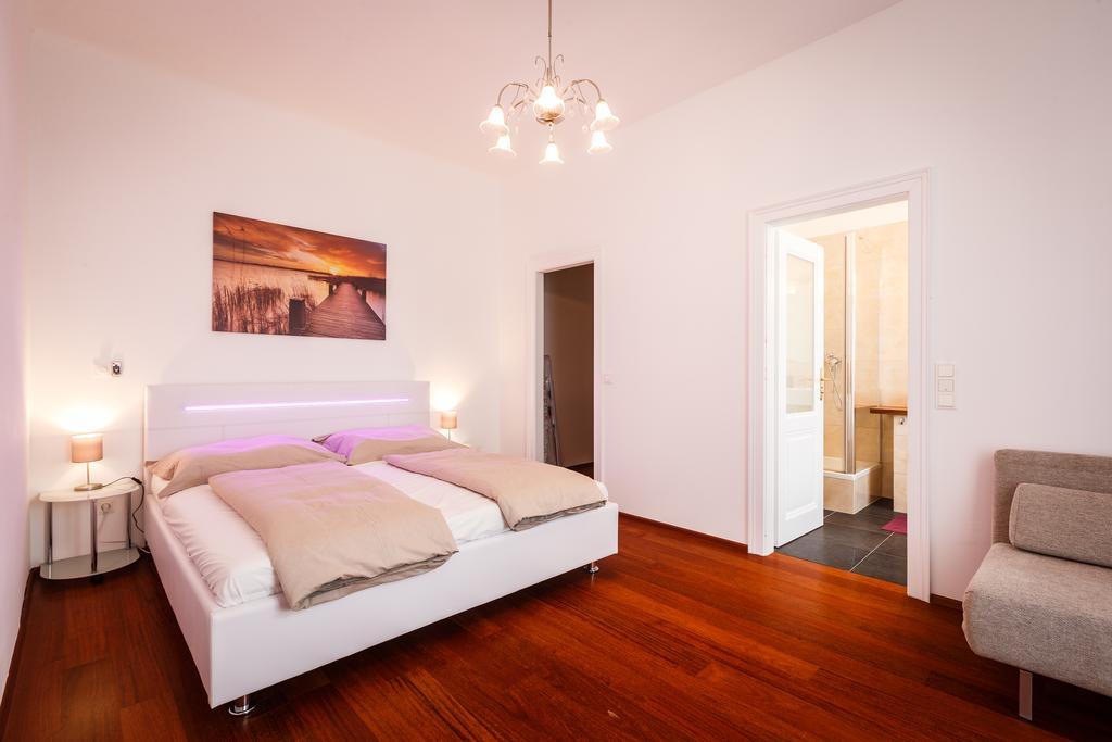 Operngasse Premium In "Your Vienna" Экстерьер фото